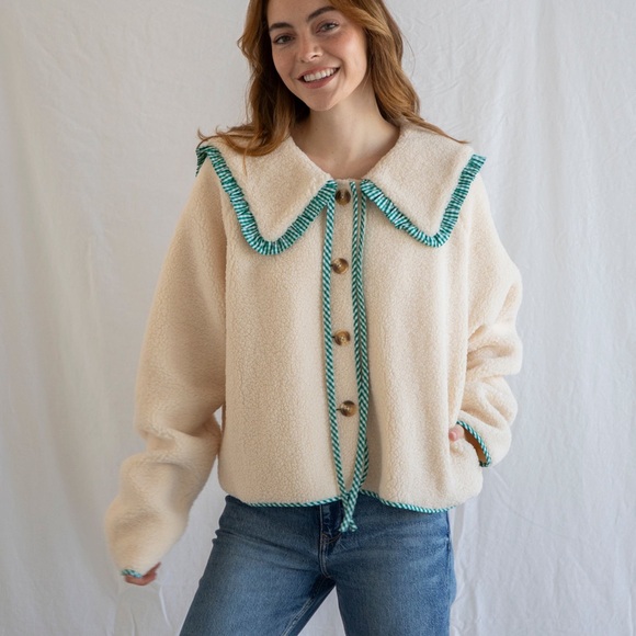 Things Between Jackets & Blazers - Things Between - Thea Jacket - Cream/Green